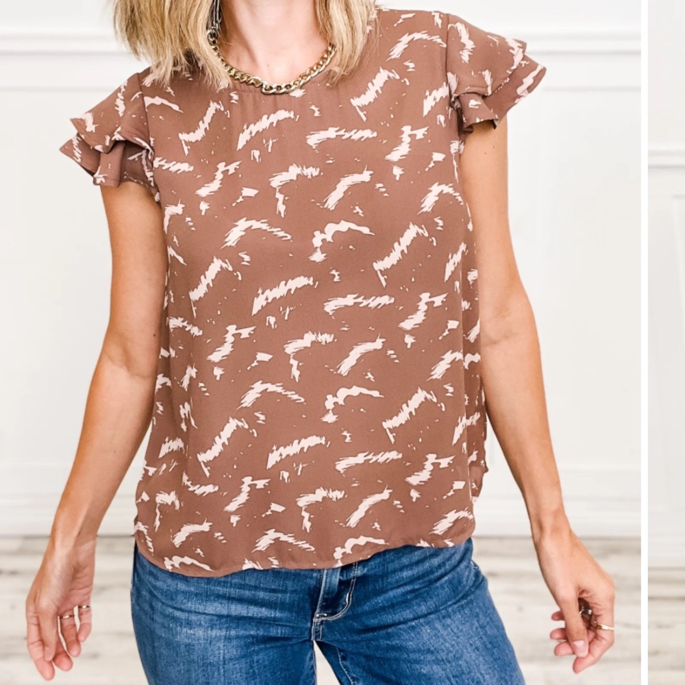Gilli Mocha Abstract Ruffle Sleeve‎ Blouse Size Large